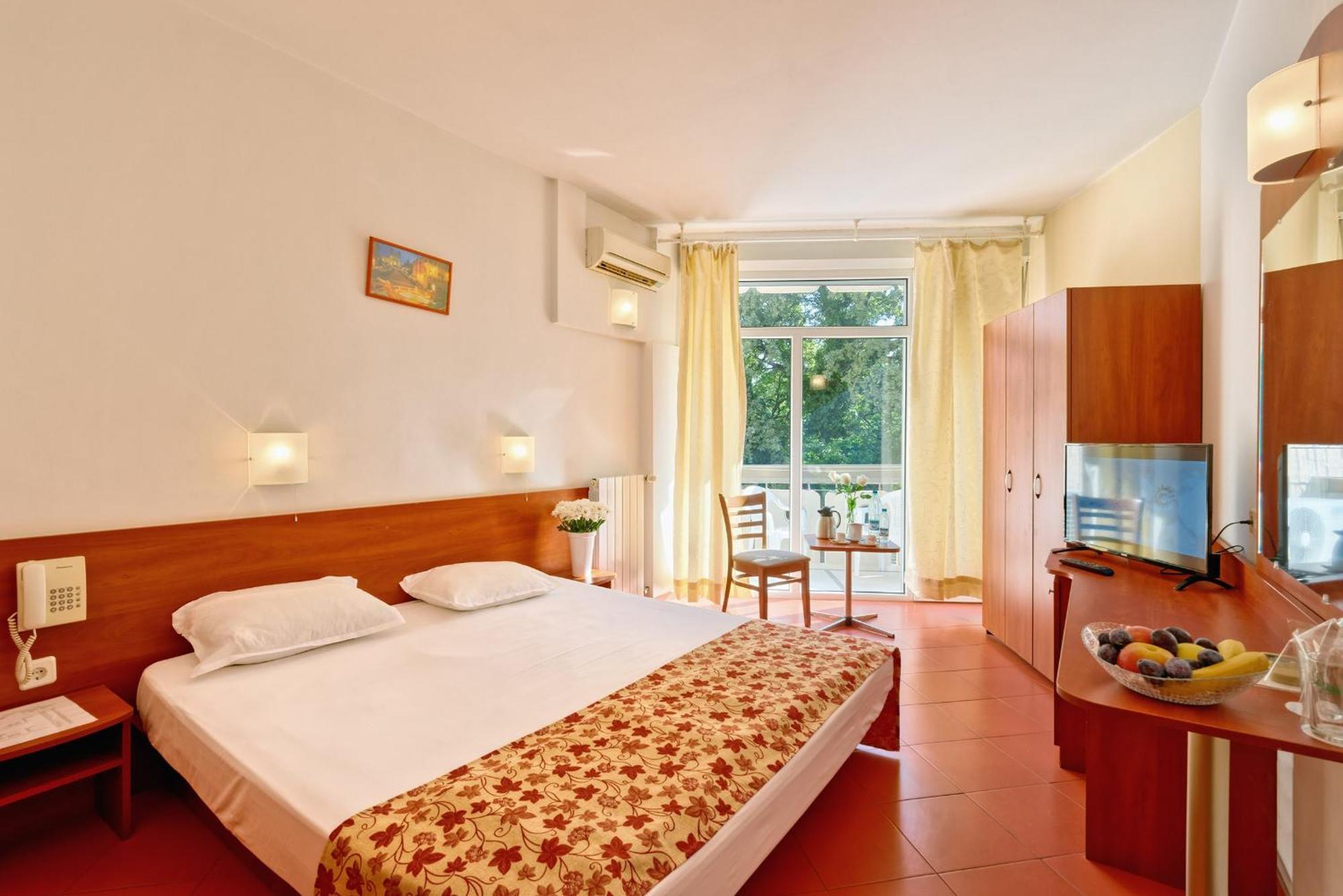 Augusta Spa Hotel Hisarya Luaran gambar